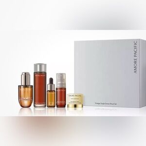 Amore Pacific Skincare Set - Red and Gold